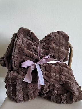 New!Plush Faux Fur Throw Blanket - Brown